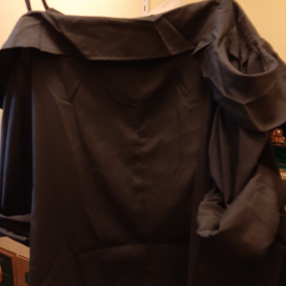 Off should button down blouse - Picture 2 of 3